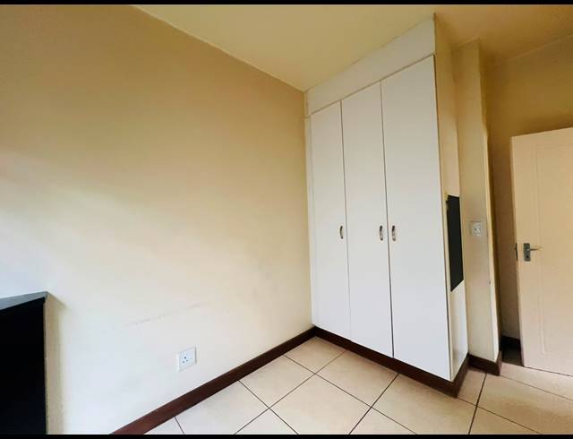 3 BEDROOM APARTMENT FOR SALE IN PALMIET